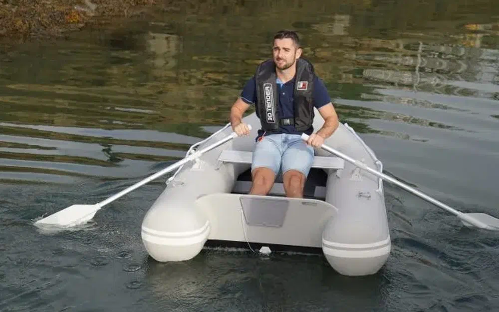 slider 6 3D Tender World Travel 235
