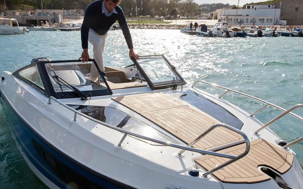 slider 6 Quicksilver Activ 755 Cruiser