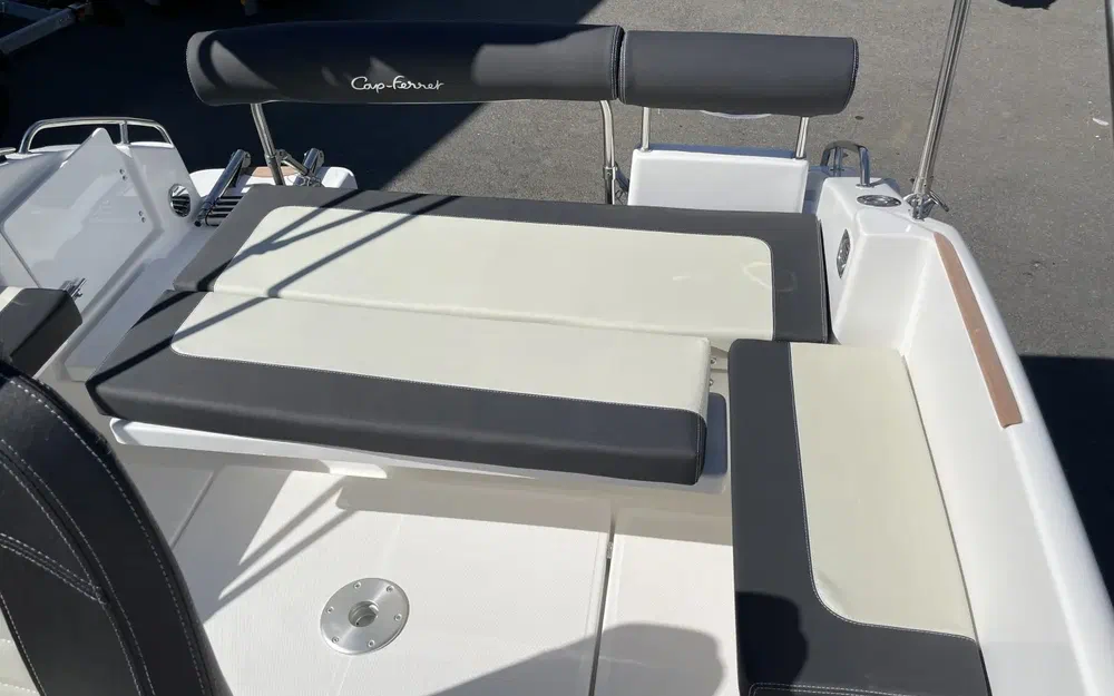 slider 13 B2 Marine Cap Ferret 752