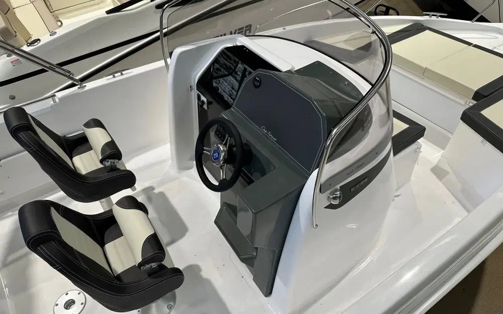 slider 6 B2 Marine Cap Ferret 702