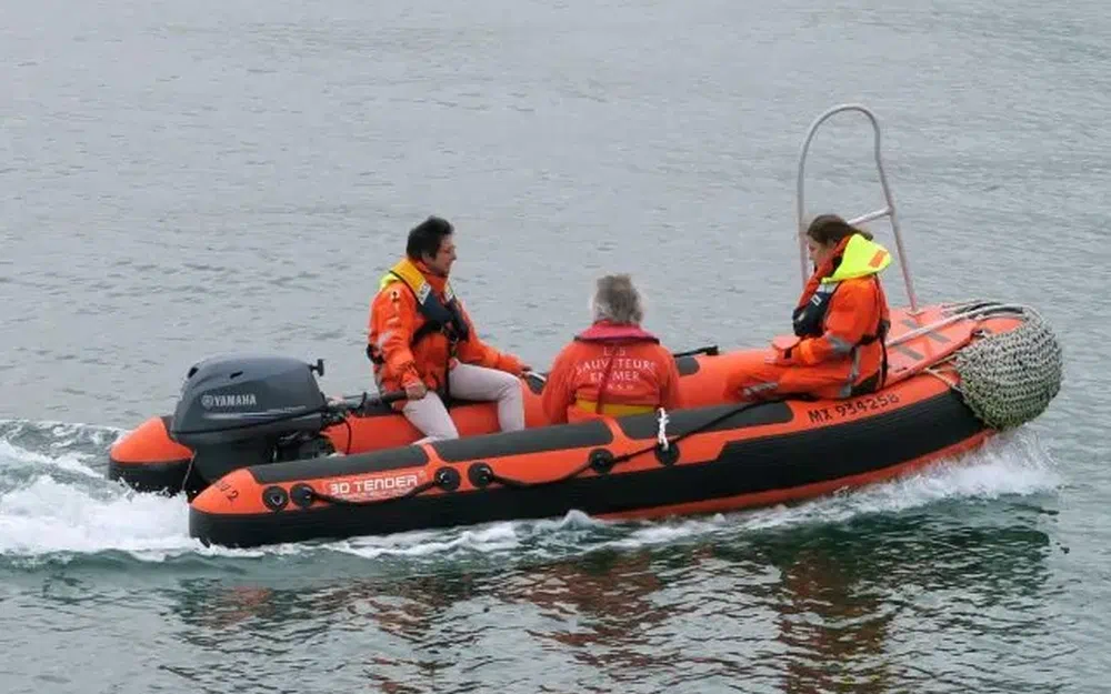 slider 3 3D Tender Rescue Boat 370