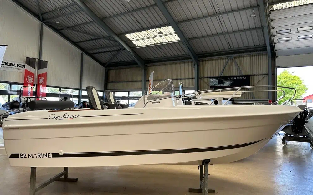 slider 0 B2 Marine Cap Ferret 522