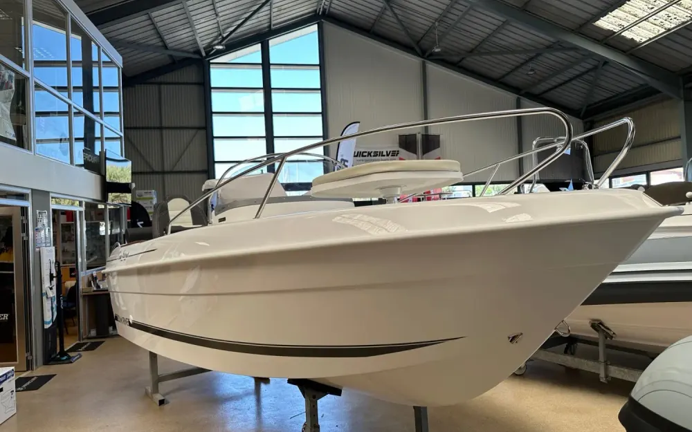 slider 8 B2 Marine Cap Ferret 522 Open - null
