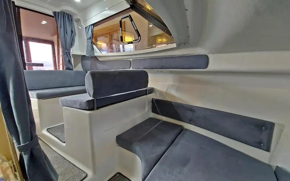 slider 6 B2 Marine Cap Ferret 722