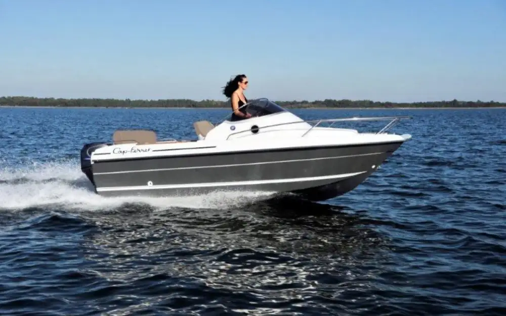 slider 0 B2 Marine Cap Ferret 522 Cruiser
