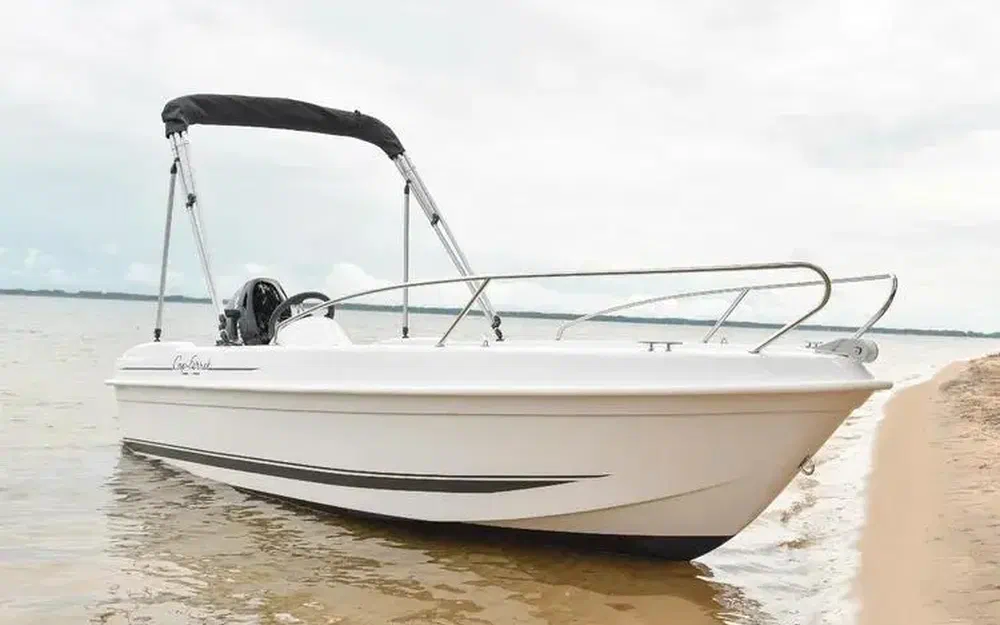 slider 0 B2 Marine Cap Ferret 452