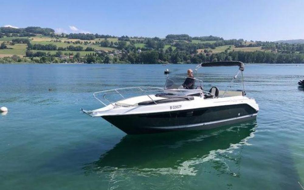 slider 3 B2 Marine Cap Ferret 702 Sun Deck