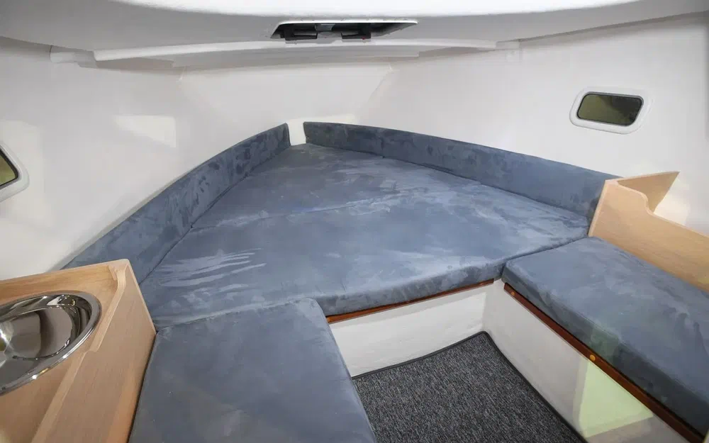 slider 5 B2 Marine Cap Ferret 702 Sun Deck