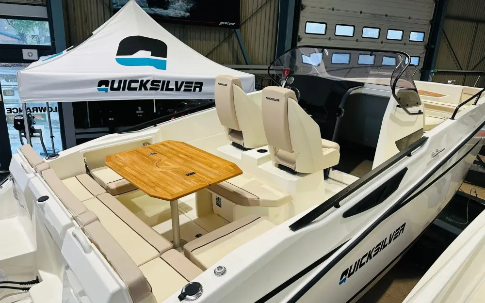 slider 1 Quicksilver Activ 805 Open - null