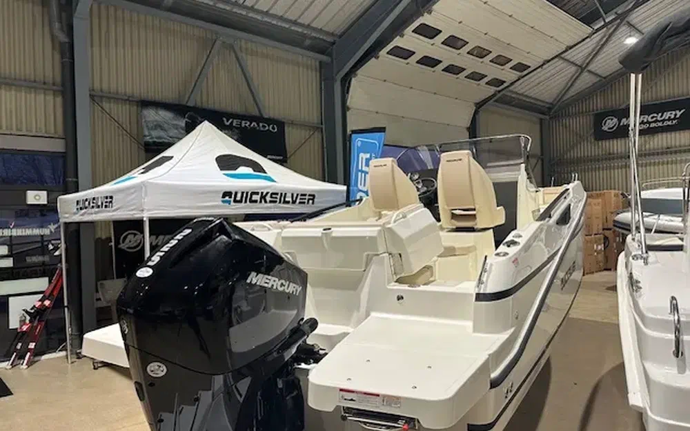 slider 9 Quicksilver Activ 805 Open