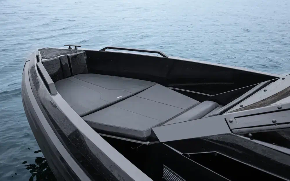 slider 3 Iron Boats 647