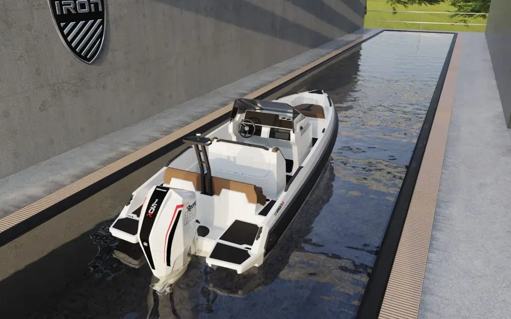 slider 6 Iron Boats 647