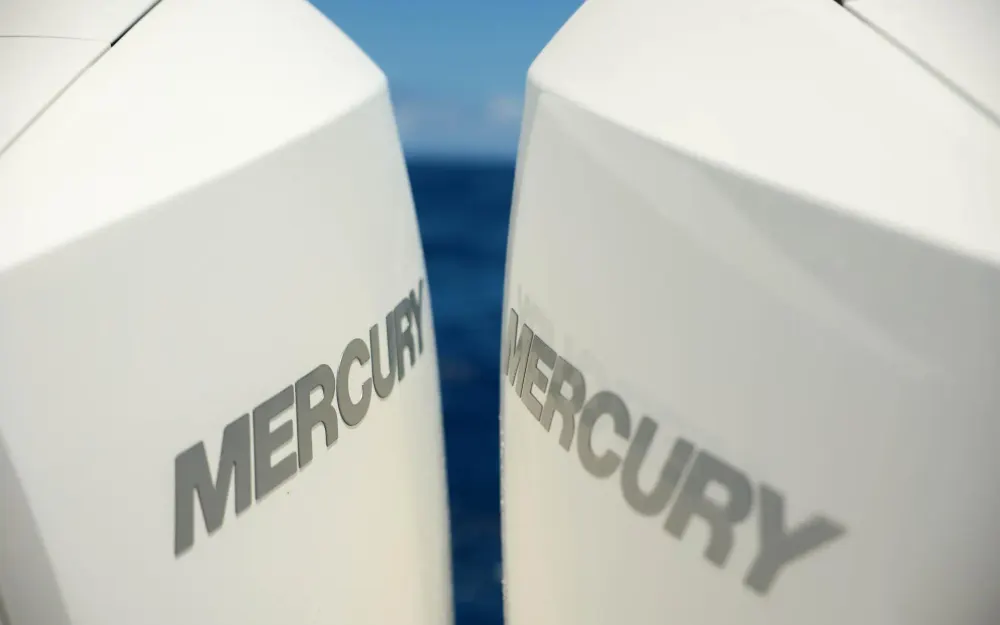 slider 4 Mercury 300 cv efi V8