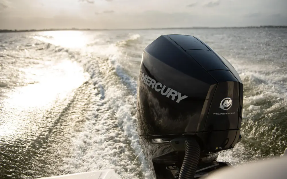 slider 6 Mercury 200 cv efi V6