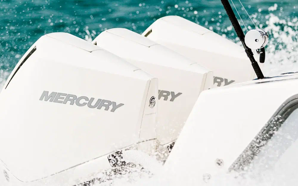 slider 4 Moteur Mercury 300 CV Sea Pro Cms