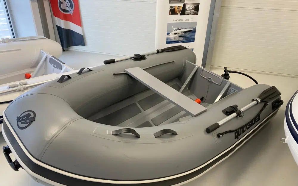slider 1 Quicksilver 270 Alu Rib