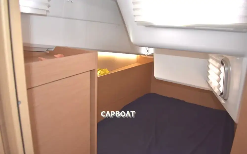 slider 53 Jeanneau Sun Odyssey 410