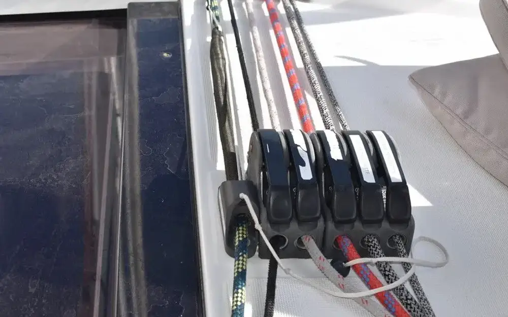 slider 10 Beneteau Oceanis 45