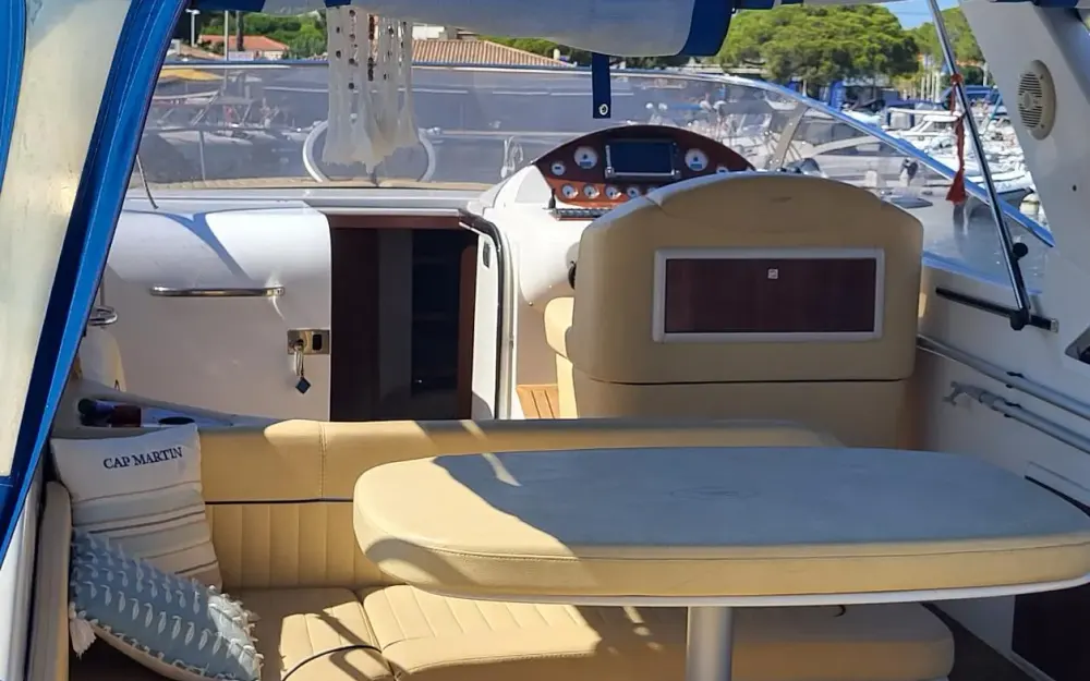 slider 2 Airon Marine  345 - null