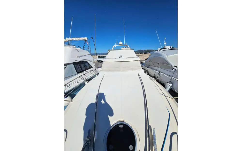 slider 11 Dufour Jamaica 38 Fly