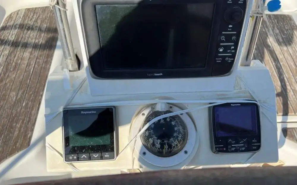 slider 6 Beneteau Oceanis 31