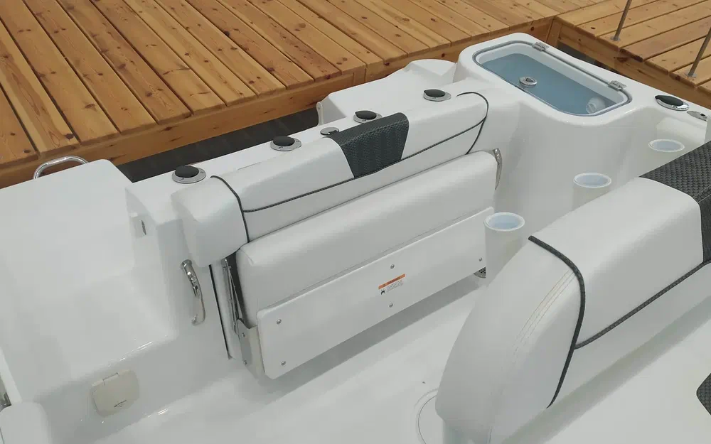 slider 2 Wellcraft Fisherman 222