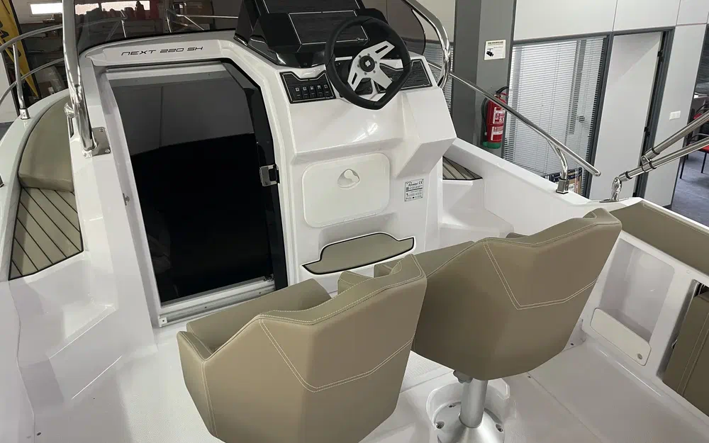 slider 6 Ranieri Next 220 Sh