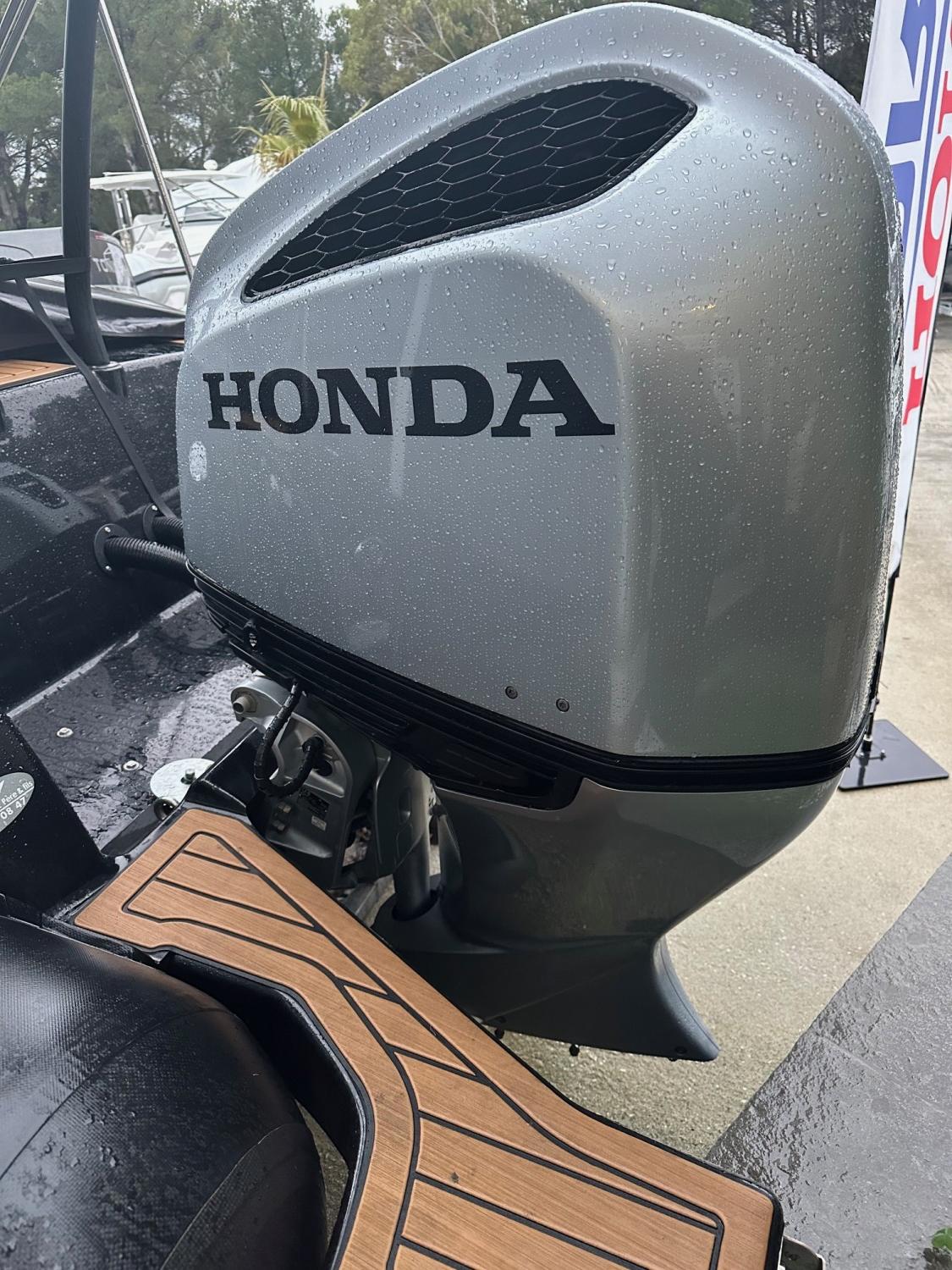 slider 2 Honda 200