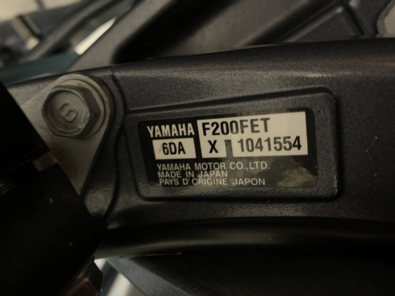 slider 4 Yamaha F200