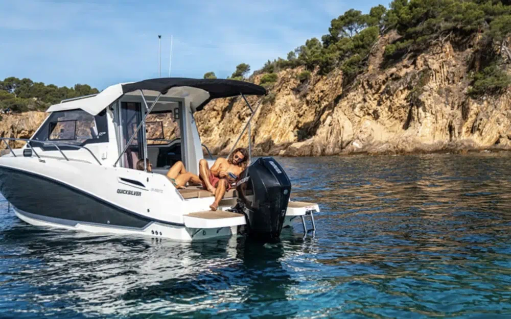 slider 1 Quicksilver 675