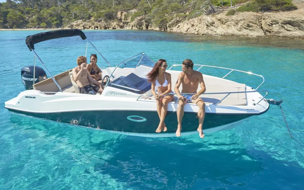slider 1 Quicksilver  675Sundeck