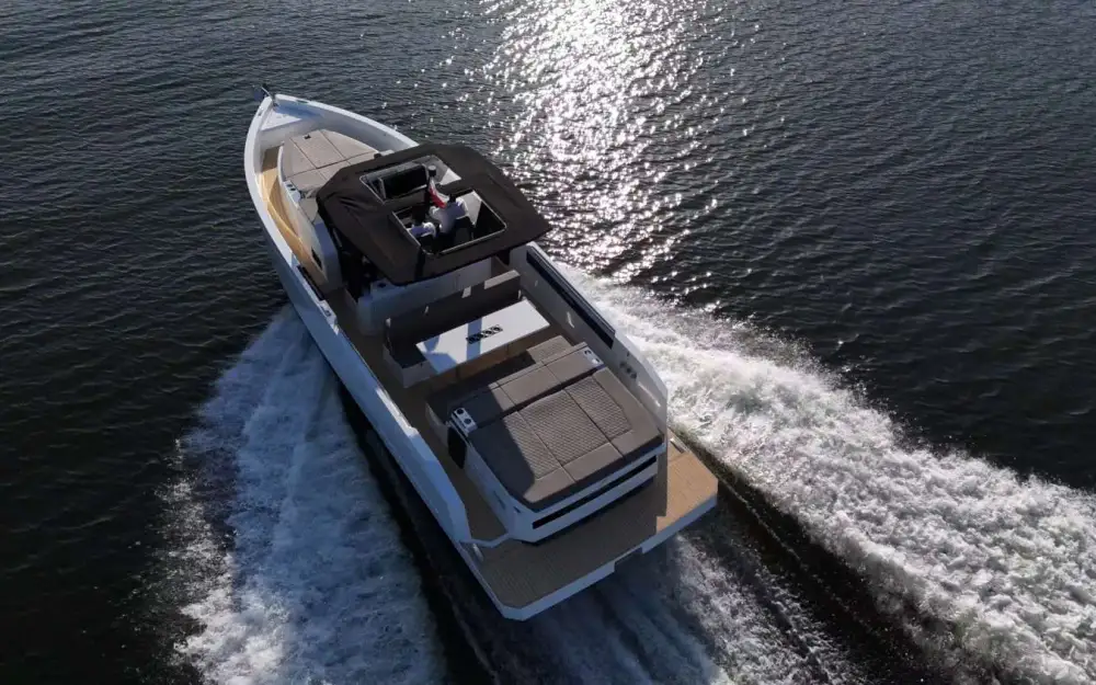 slider 2 De Antonio Yachts D32 Open