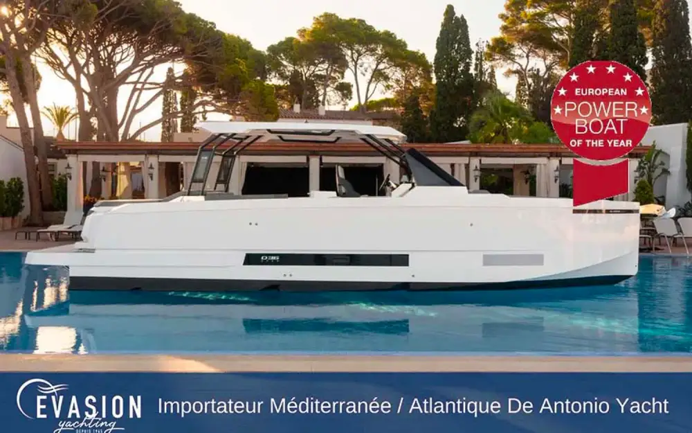 slider 1 De Antonio Yachts D36 Open