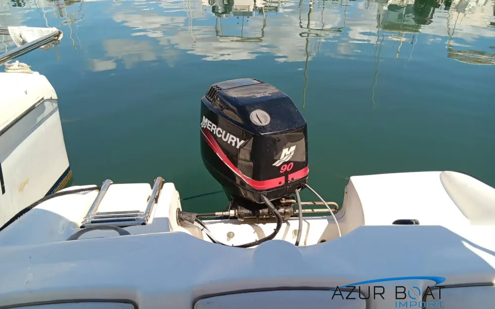 slider 8 Bayliner  552