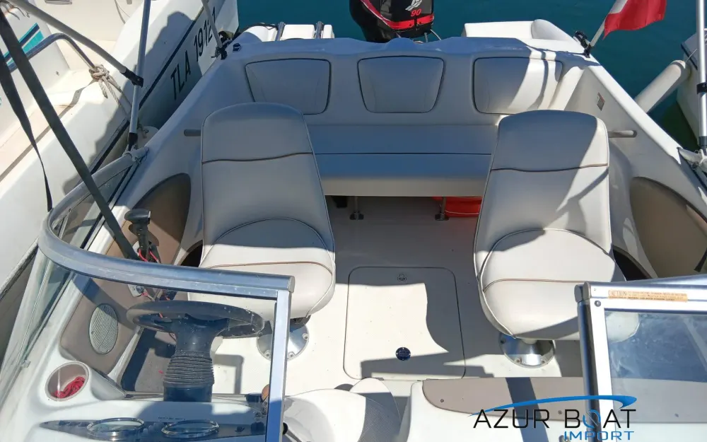 slider 4 Bayliner  552