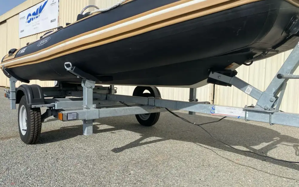 slider 6 AER Marine Alusmart 350