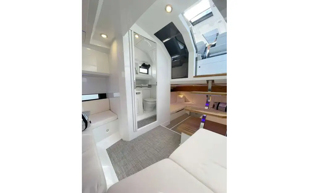 slider 7 De Antonio Yachts D36 Open