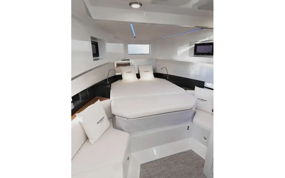 slider 8 De Antonio Yachts D36 Open