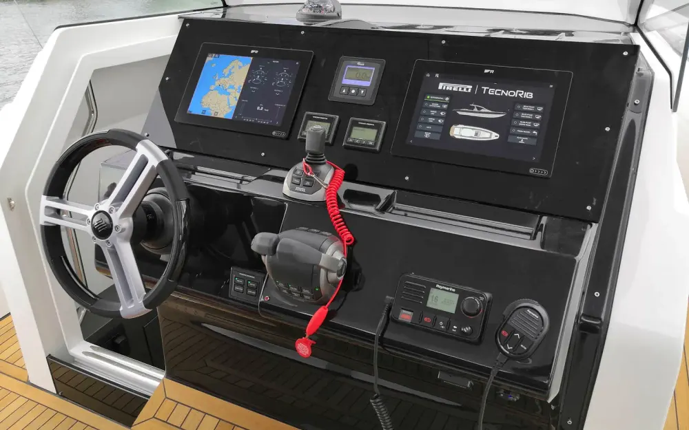 slider 4 Pirelli  42