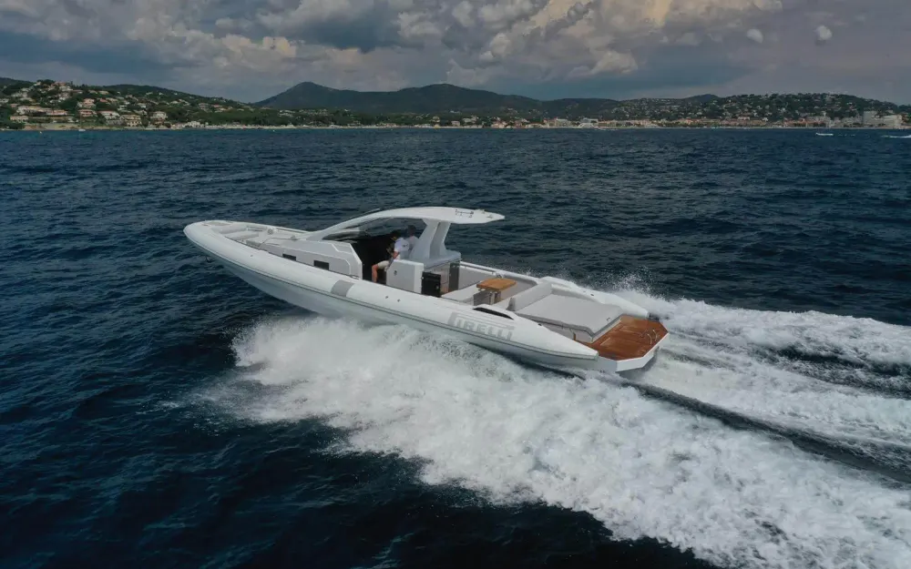 slider 7 Pirelli  42