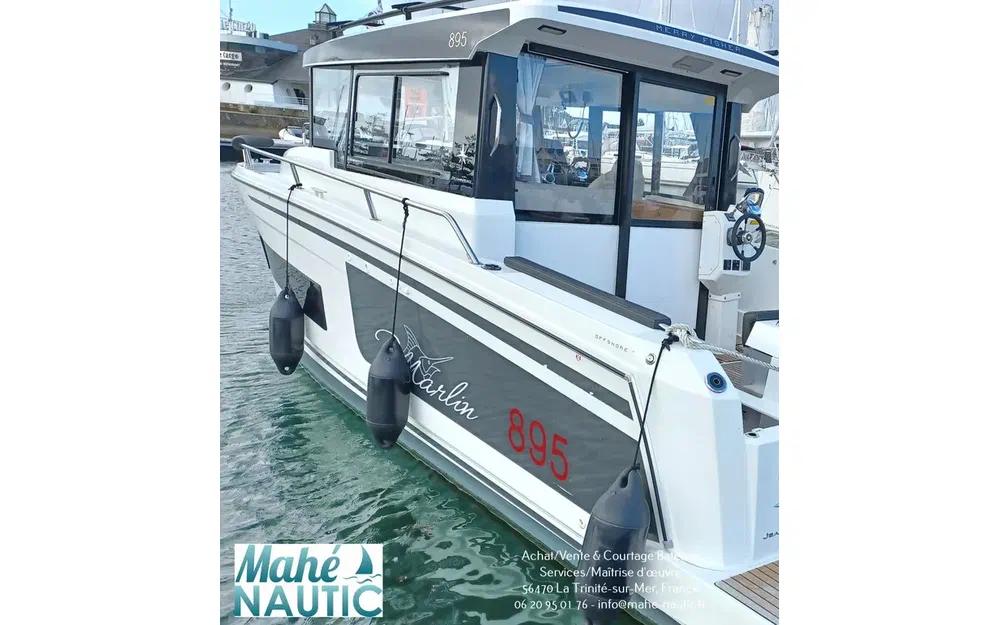 slider 0 Jeanneau Merry Fisher 895