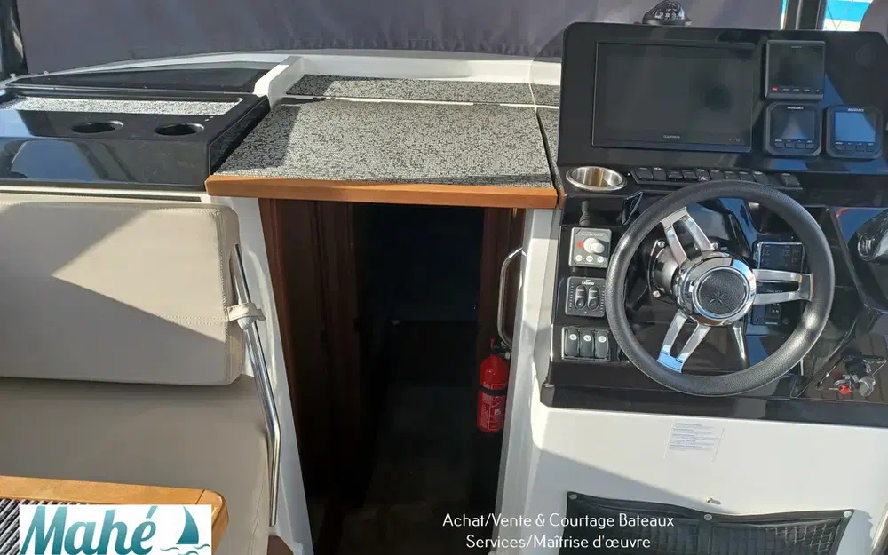 slider 17 Jeanneau Merry Fisher 895