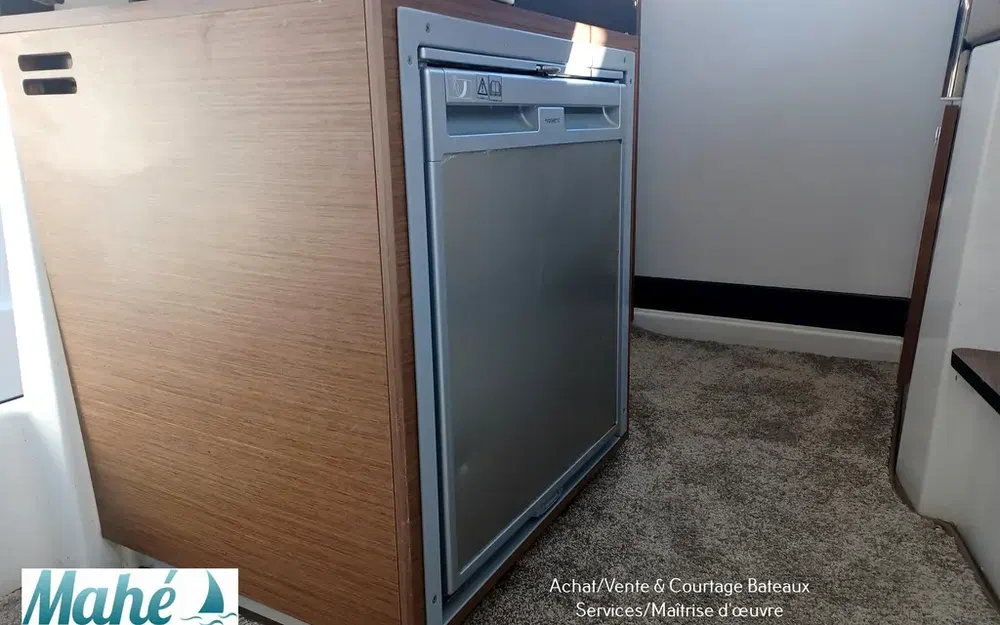 slider 23 Jeanneau Merry Fisher 895