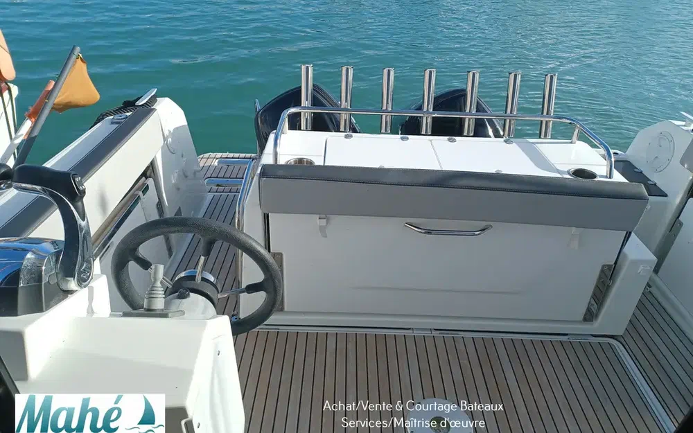 slider 27 Jeanneau Merry Fisher 895