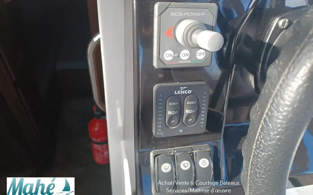 slider 30 Jeanneau Merry Fisher 895