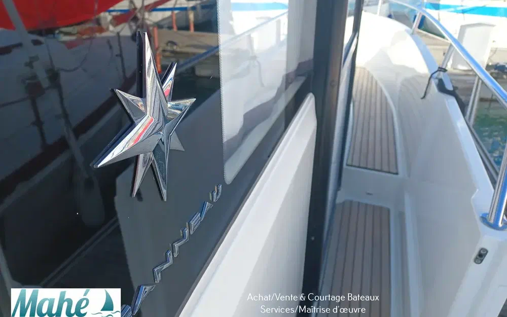 slider 4 Jeanneau Merry Fisher 895