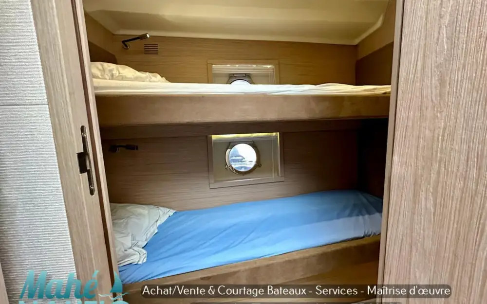 slider 17 Beneteau Monte Carlo 5