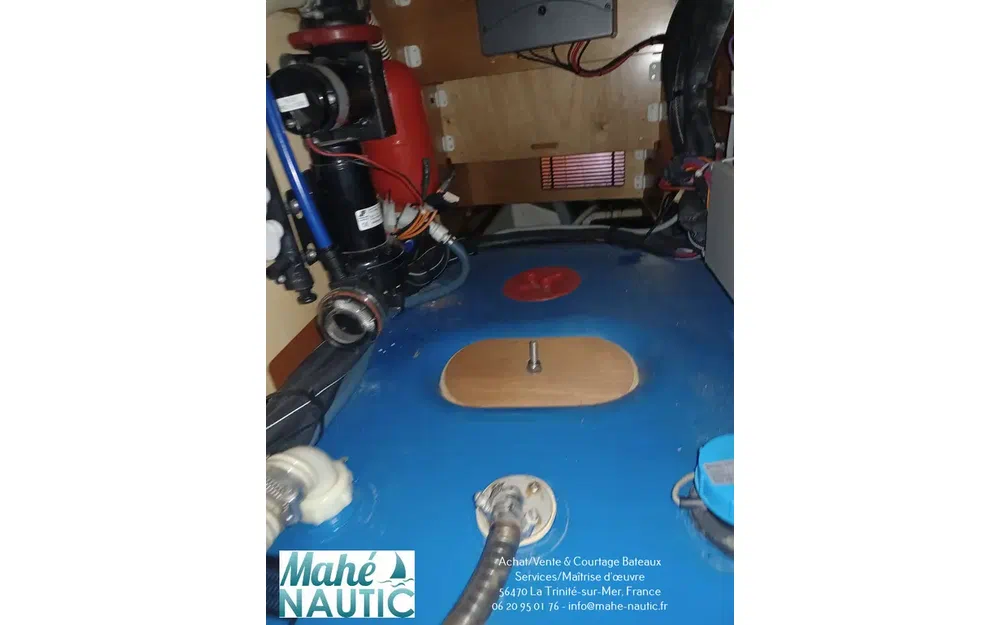 slider 10 Jeanneau Prestige 42