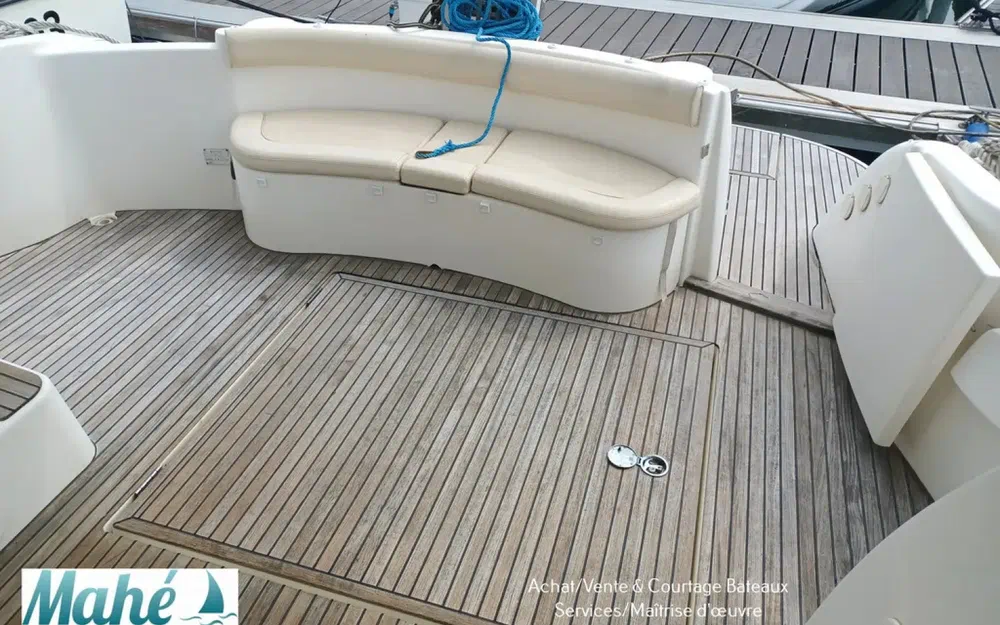 slider 22 Jeanneau Prestige 42