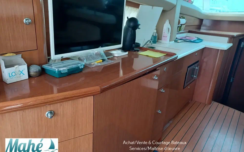 slider 28 Jeanneau Prestige 42